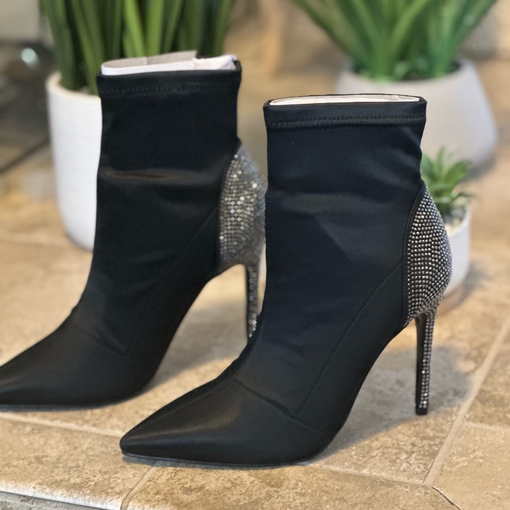 Lauren Lorraine Black Heeled Boots with Silver Details